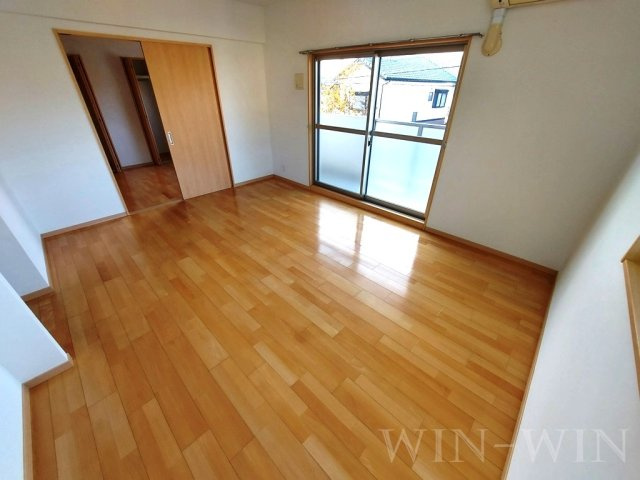 コンフォートハウス松井町の居間・リビング|イメージ（同建物内別部屋の写真です）