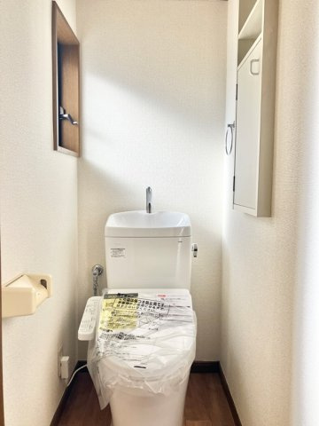 石神井台戸建のトイレ