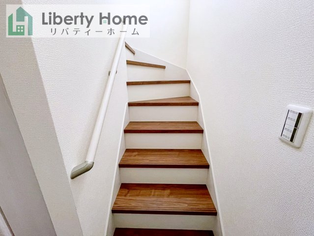 古河市鴻巣第6　新築戸建　4号棟の内装