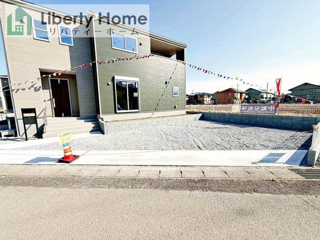 古河市鴻巣第6　新築戸建　4号棟の駐車場