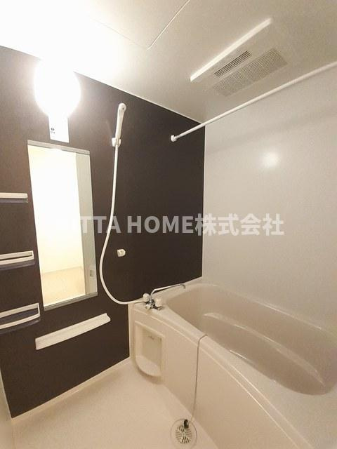 セレーノ今宮の浴室|キレイなバスルームで疲れもなくなりますね★