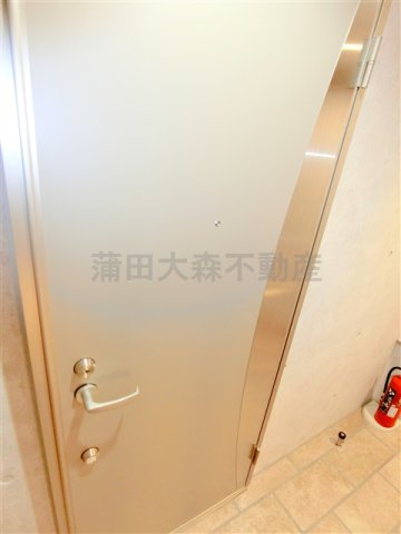 アーバンステージ大森西の玄関