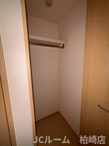 柏崎市豊町のアパートの収納