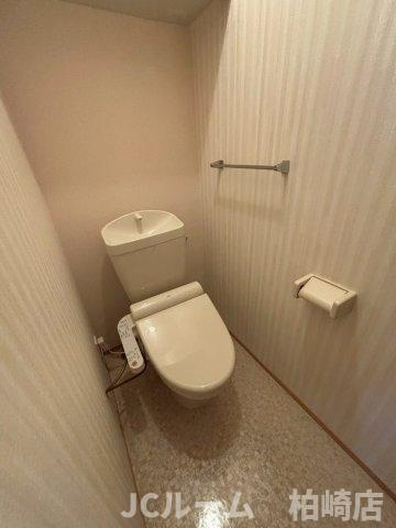 柏崎市豊町のアパートのトイレ