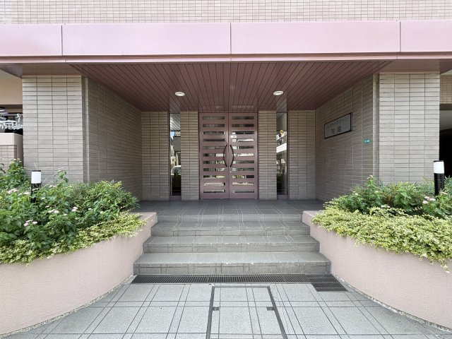 エヴァーグリーン船堀のエントランス
