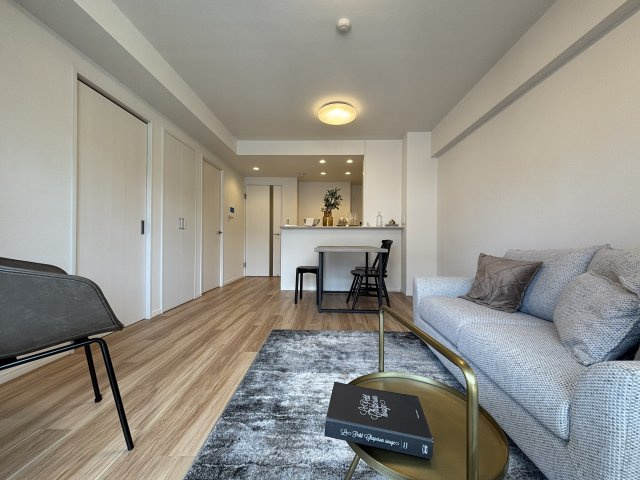 エヴァーグリーン船堀の居間・リビング