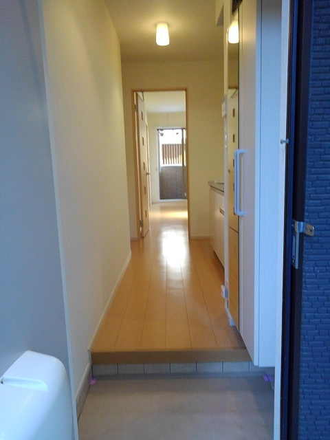 メゾン・ド・αの玄関