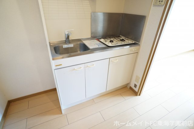熊本市東区尾ノ上１丁目の賃貸マンションのキッチン