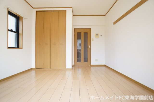 熊本市東区尾ノ上１丁目の賃貸マンションの居間・リビング