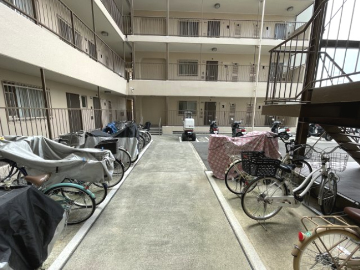 山科不二サンハイツの駐輪場|綺麗に使用されています！