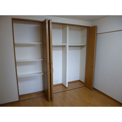 【収納】 | ランドゥールシティ久留米 | ちょっとした収納スペースも充実しています