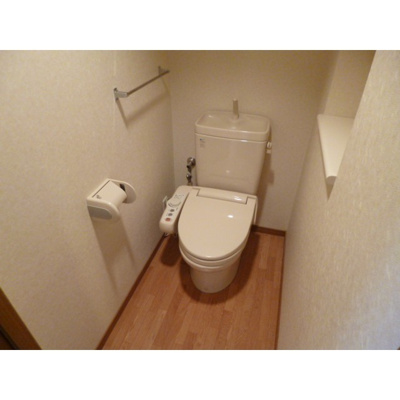 【トイレ】 | ランドゥールシティ久留米 | 落ち着いた色調のトイレです