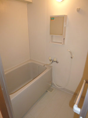 【浴室】 | アルカディアロイヤル | ゆったり過ごせるお風呂です