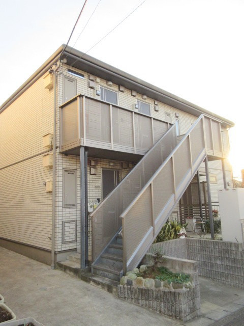 Ｃａｓａ　Ｖｅｒｄｅの外観|綺麗なエントランス