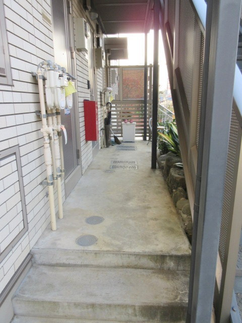 Ｃａｓａ　Ｖｅｒｄｅのエントランス|共用廊下