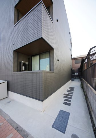Warren shibataⅠのロビー