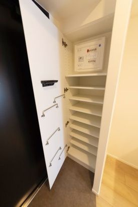 プラウドフラット墨田曳舟の玄関