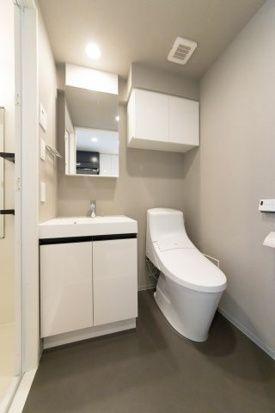 プラウドフラット墨田曳舟の独立洗面台