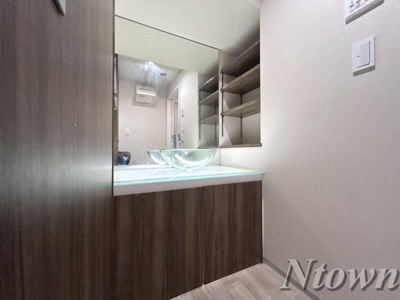 【独立洗面台】 | レジデンスT・L新栄 | スペースが確保できる洗面所です