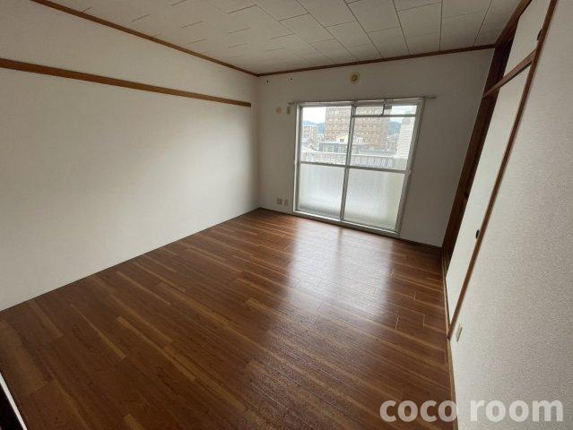 ルミナスの洋室