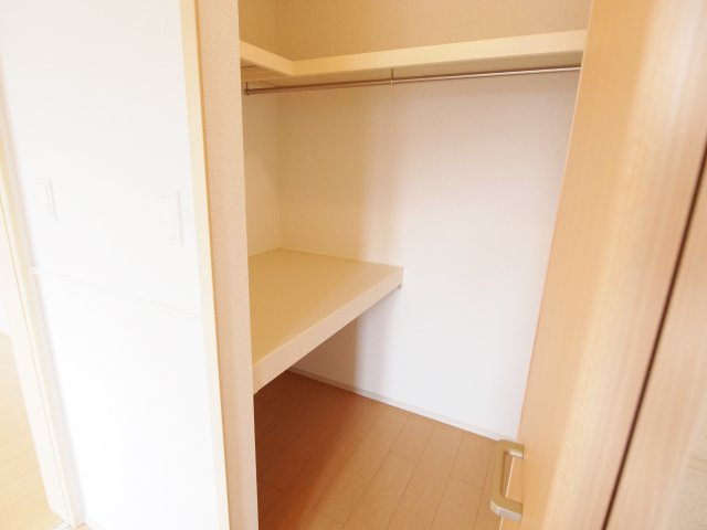 ラ・リューア　Bの収納