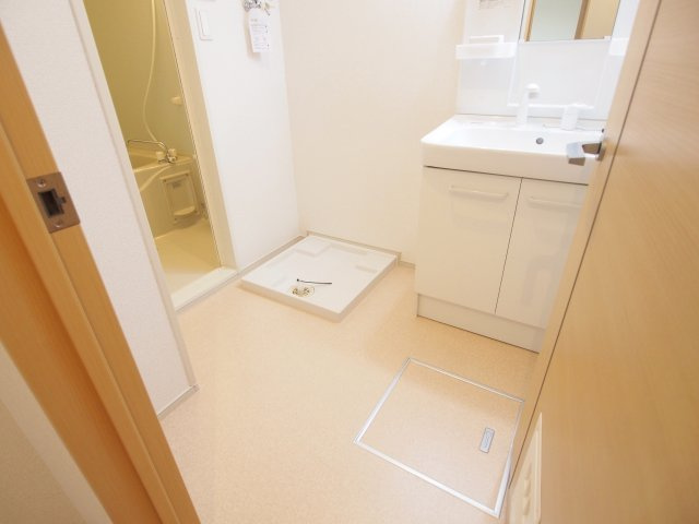 ラ・リューア　Bの洗面所