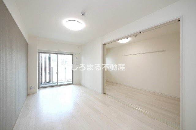 サニーサイド深江の居間・リビング