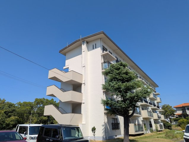 明舞第３団地１１号棟の外観