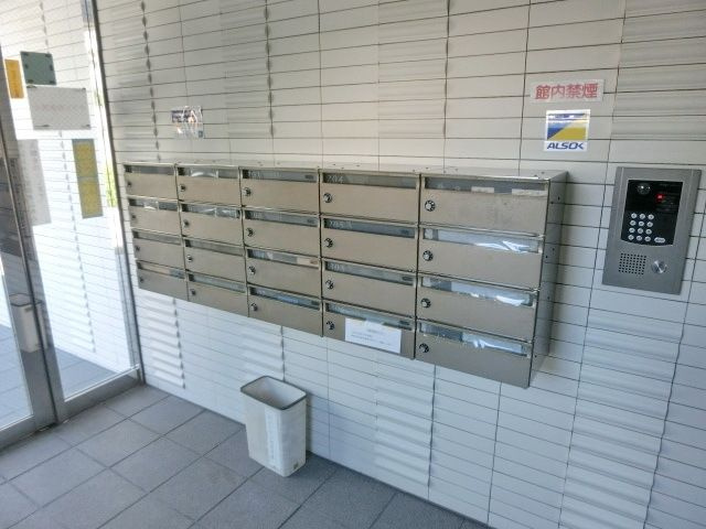 パストラル野沢壱番館　オートロック　モニター付きインターホン　最上階のその他共用部分