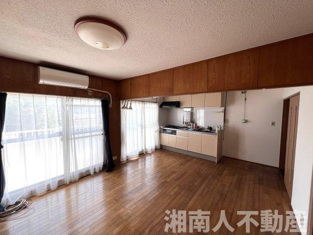 東逗子第2団地９号棟の居間・リビング|リビングです