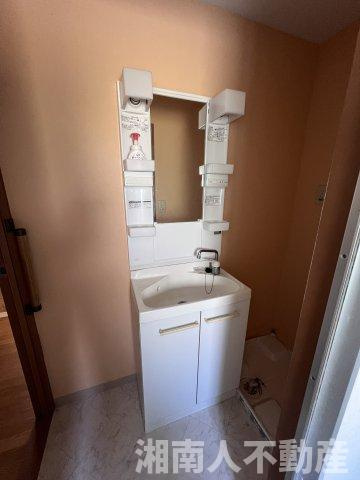 東逗子第2団地９号棟の独立洗面台