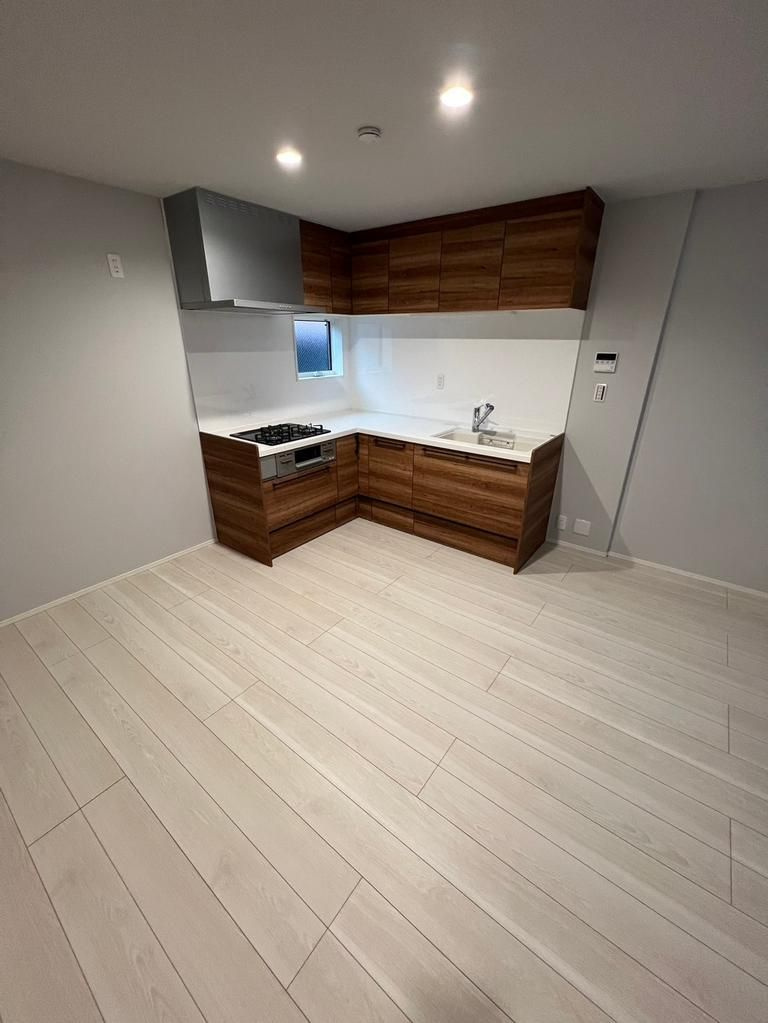 足立区谷在家２丁目の一棟アパート