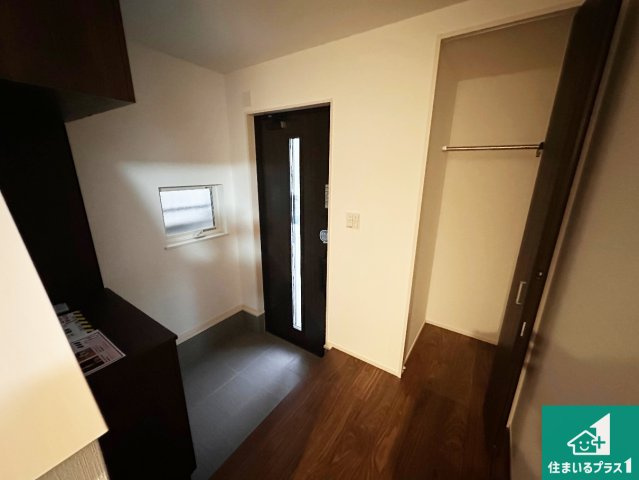 神戸市西区池上　第14期　新築一戸建ての玄関|シューズボックスにはたくさんの靴が収納できるので玄関周りはいつもスッキリ！ご家族が増えても安心！