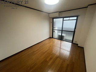 アーネスト坂田の寝室