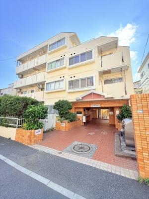 【外観】 | 鶴見市場ダイヤモンドマンション | 総戸数40戸、1986年4月築、管理人は勤務につき管理体制良好です♪