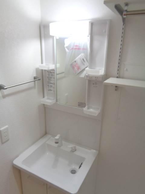 ウィスティリア湘南の洗面所