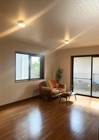 【居間・リビング】 | 桂坂 御陵峰ヶ堂町二丁目一戸建