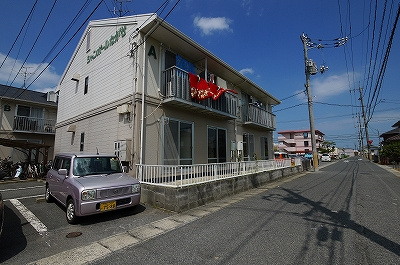 シャンポールながせＡ棟の外観