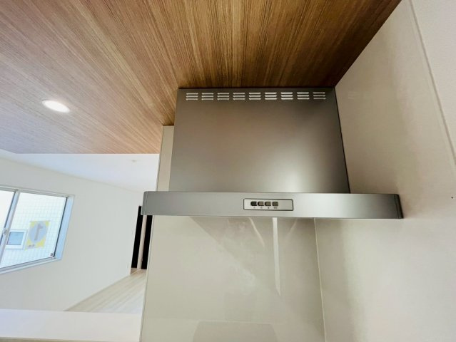 ★★南城市玉城糸数3期-1号棟（全4棟）の玄関|収納もある玄関です