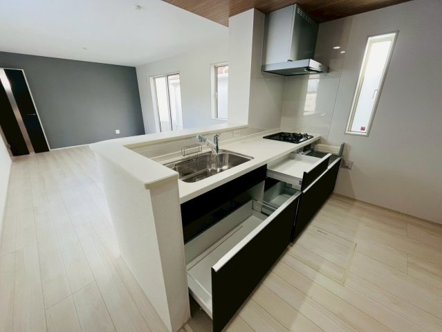 ★★南城市玉城糸数3期-1号棟（全4棟）のキッチン|きれいなキッチンです