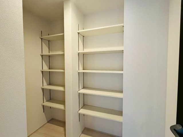 ★★南城市玉城糸数3期-1号棟（全4棟）の収納|ちょっとした収納スペースも充実しています