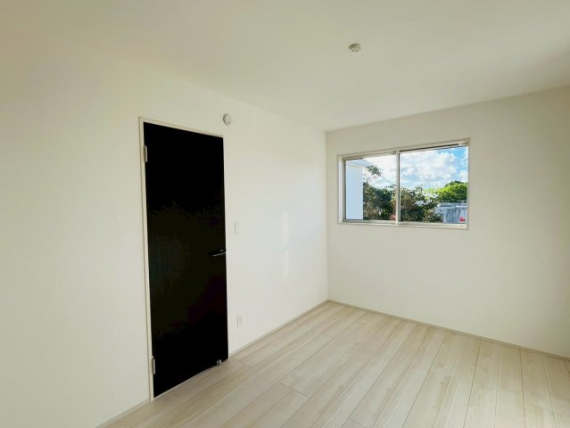 ★★南城市玉城糸数3期-1号棟（全4棟）の洋室|個人の部屋や寝室として使える洋室です