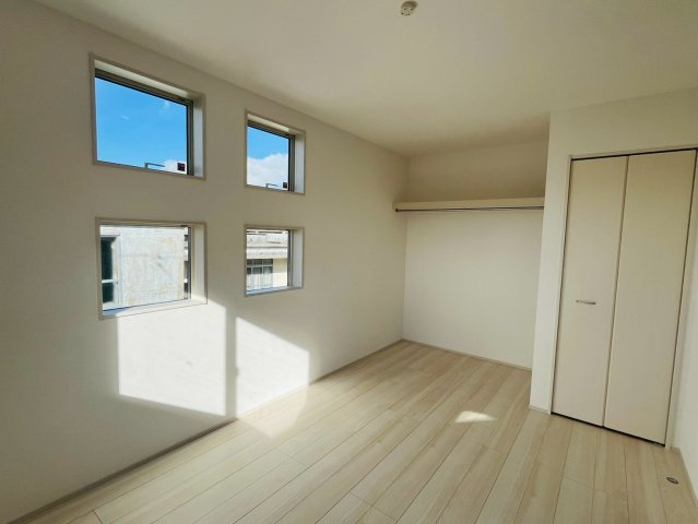 ★★南城市玉城糸数3期-1号棟（全4棟）の洋室|広々とした洋室です