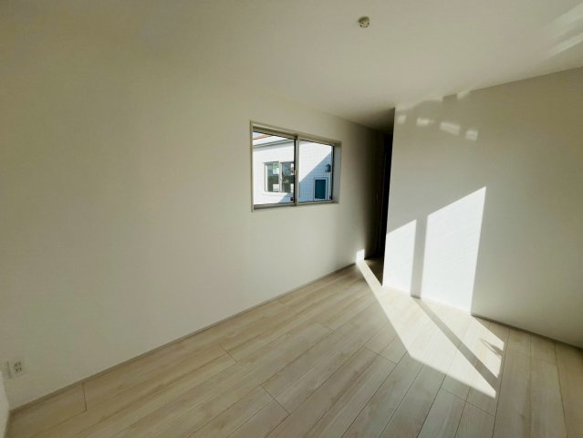 ★★南城市玉城糸数3期-1号棟（全4棟）の洋室|個人の部屋や寝室として使える洋室です