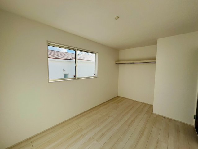 ★★南城市玉城糸数3期-1号棟（全4棟）の洋室|使い勝手のいい洋室です