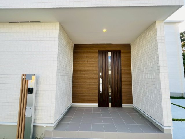 ★★南城市玉城糸数3期-1号棟（全4棟）の玄関|毎日通る玄関はこちらです