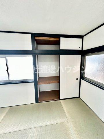 寝屋川市木屋町一戸建の収納