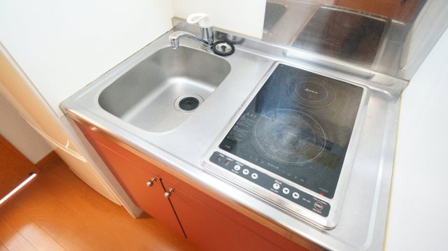 レオパレスＦｕｍｉｎのキッチン