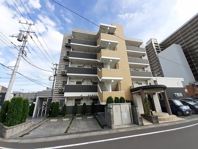 Kヴェストの外観|★都市ガス★駅まで2分★エレベーター★防犯カメラ★エアコン★