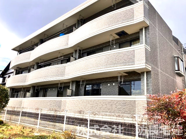 レジデンスカワモトの外観